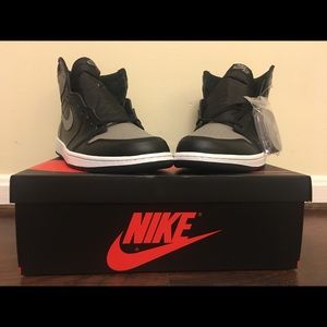 Retro Jordan 1 “Shadow”